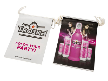 Trojka Pink Vodka Liqueur Vlaggenlijn bargadgets.nl